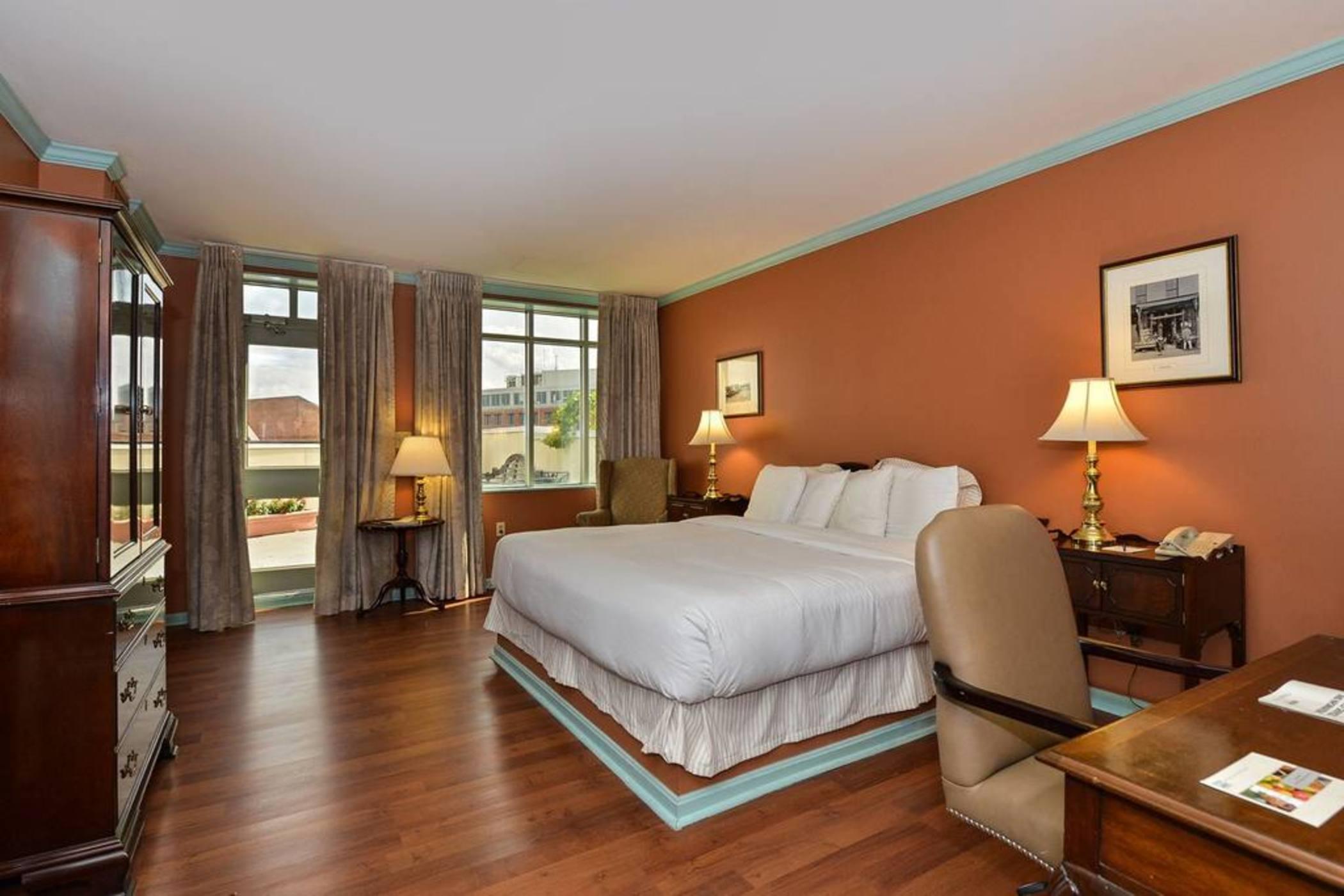 The William Fell Baltimore, Tapestry Collection By Hilton Esterno foto