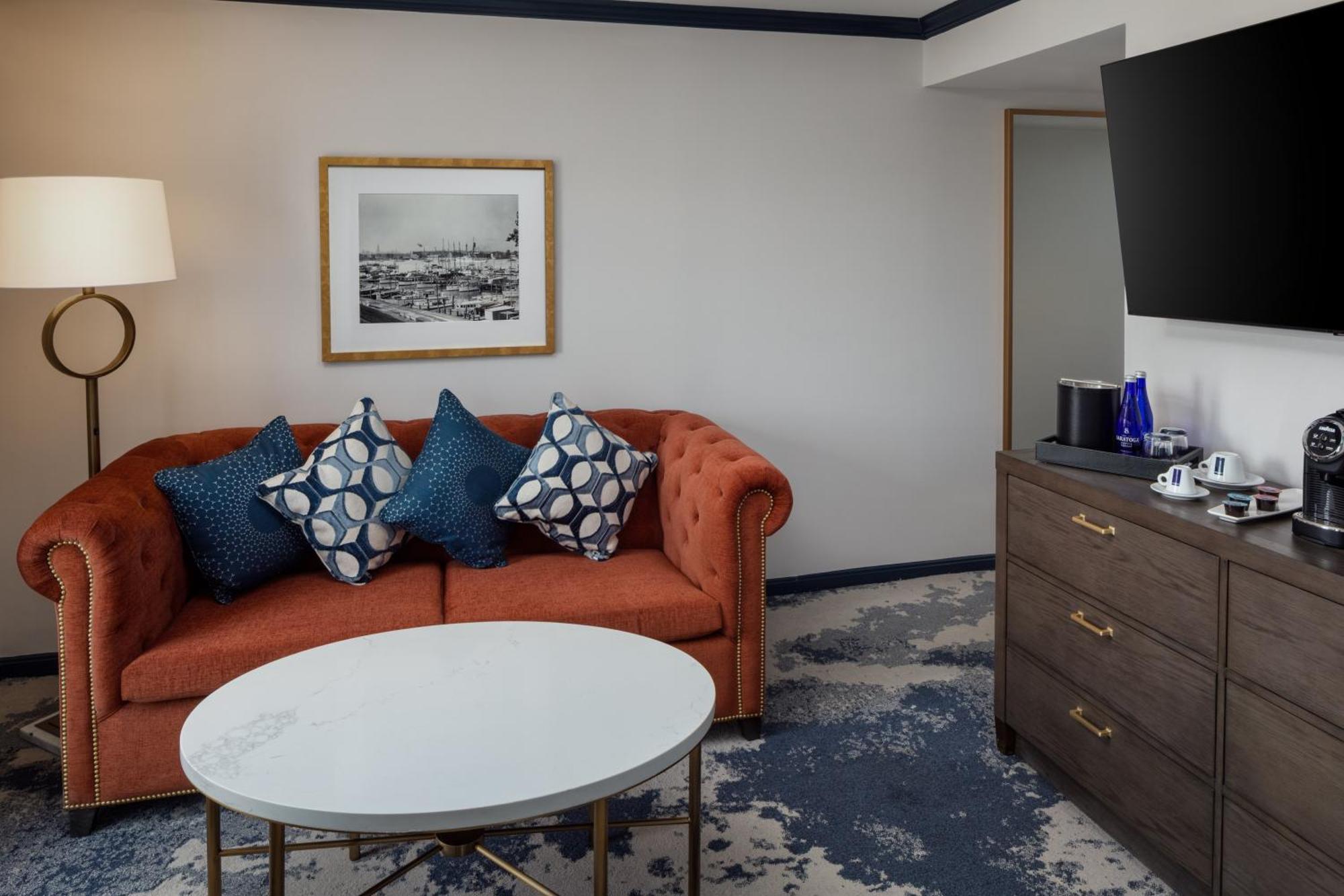 The William Fell Baltimore, Tapestry Collection By Hilton Esterno foto